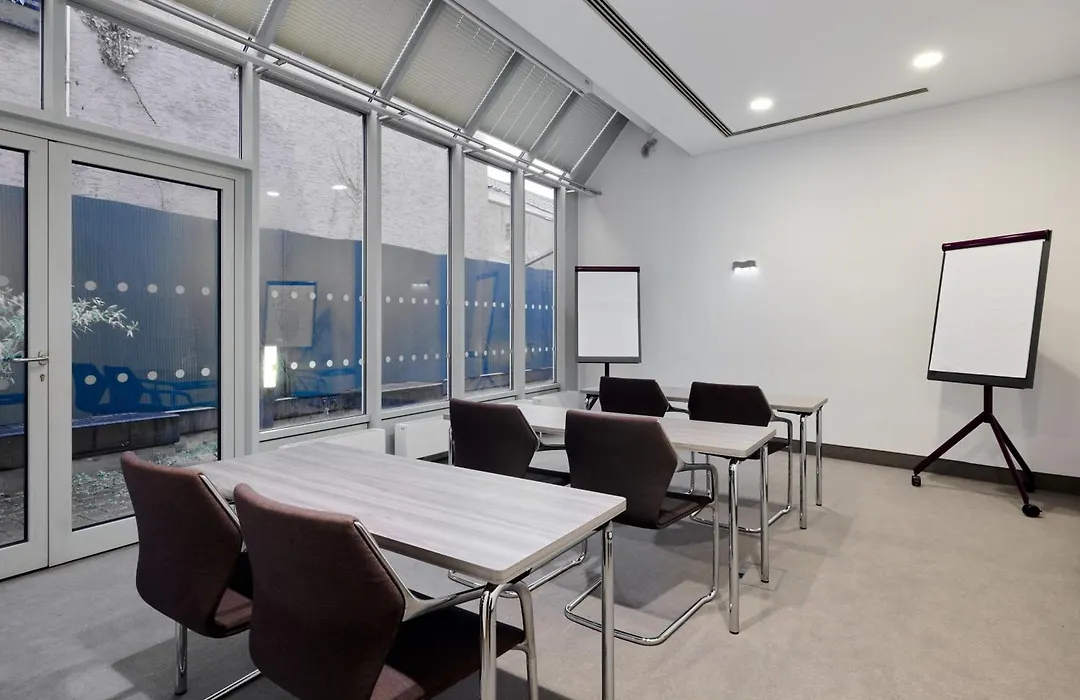 Premier Inn Hamburg City Hammerbrook-1